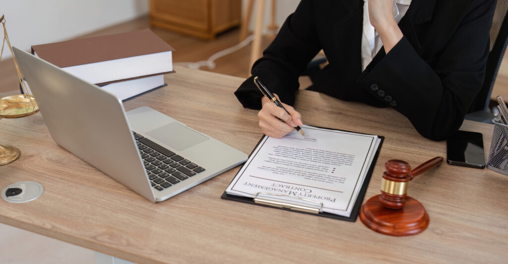 書類作成のイメージ画像